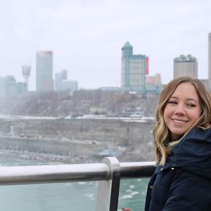 Meet your Posher, Chloe